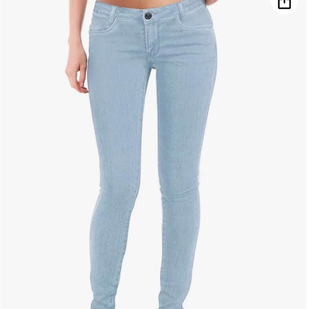 Hybrid & Co Extreme Butt Lift Jeans.  Size 18. New.